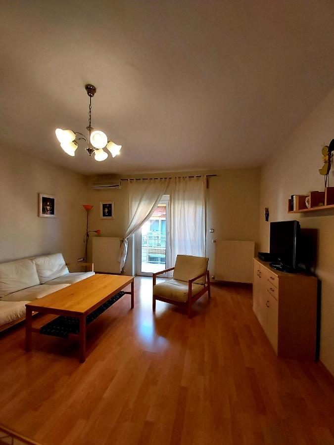 Katakunyho Apartment เคสเท ภายนอก รูปภาพ